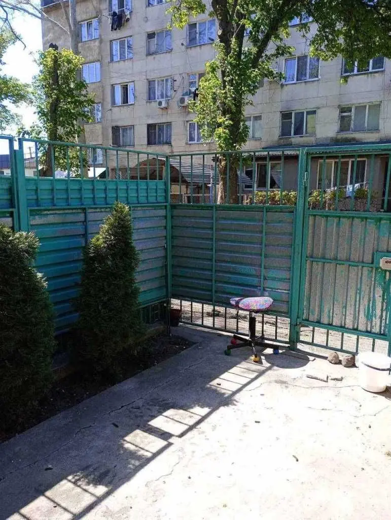 Фото Selling a 2-room apartment, 73 sq.m., Jukhyma Fesenka street  Odesa, price: 45000 USD, code 5547