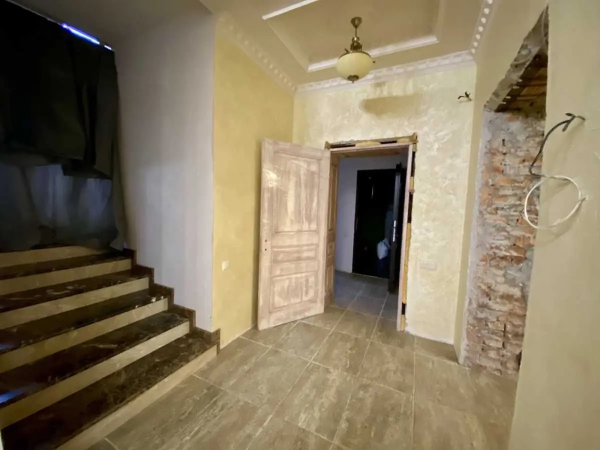 Фото Продаю будинок, 422.5 кв. м, Зарічна вул.  Гнідин, ціна: 300000 USD, код 5557
