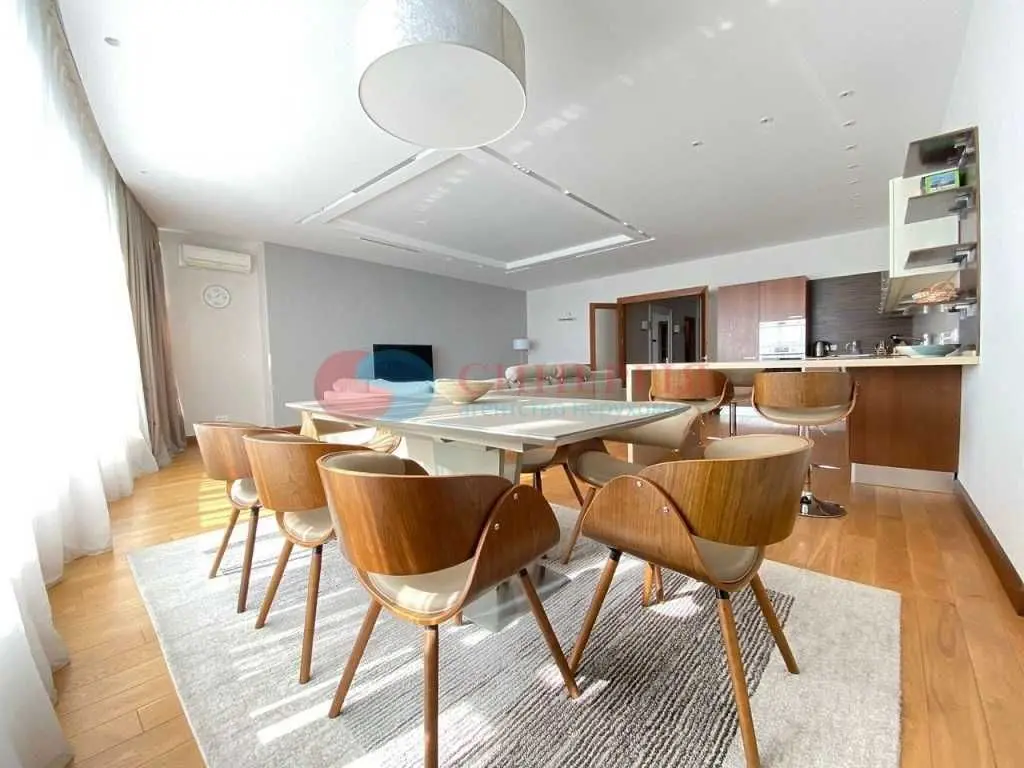 Фото Rent a 3-room apartment, Klovskyi Descent  Kyiv for long-term rent, price: 1500 USD, code 5565
