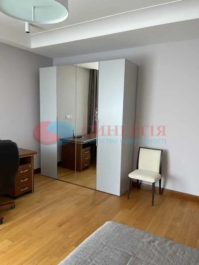 Фото Rent a 3-room apartment, Klovskyi Descent  Kyiv for long-term rent, price: 1500 USD, code 5565