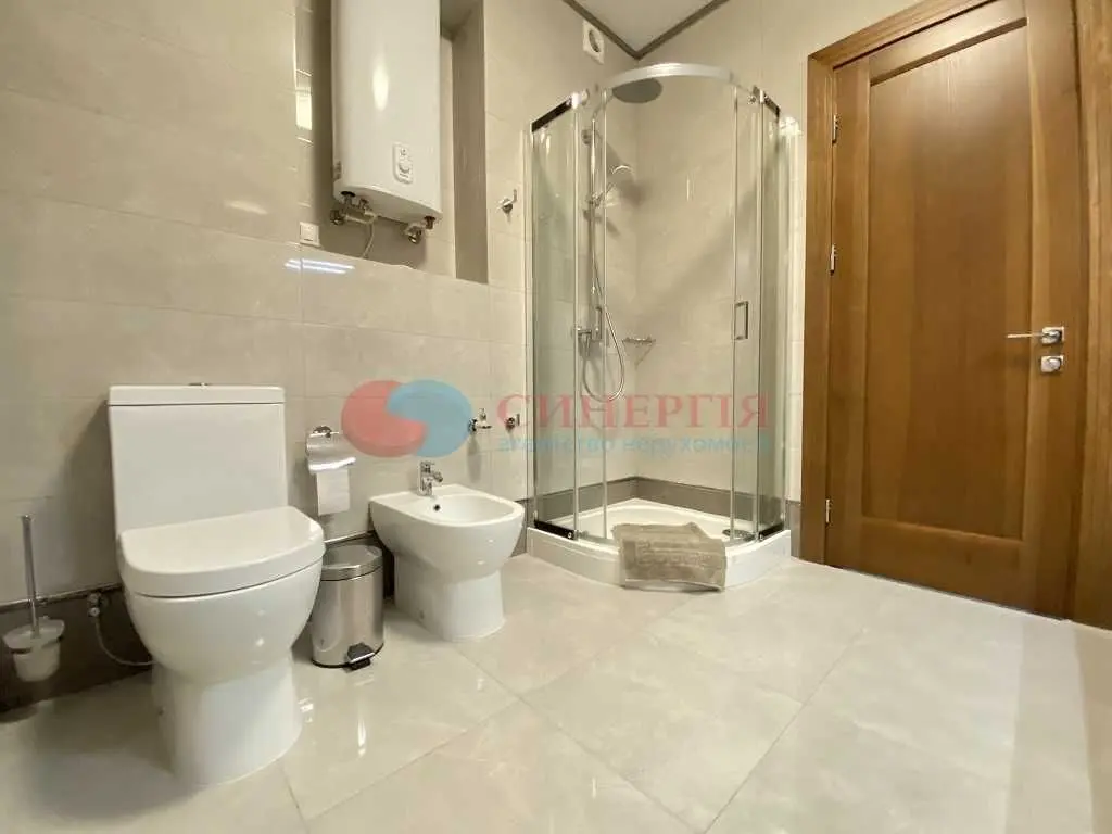 Фото Rent a 3-room apartment, Klovskyi Descent  Kyiv for long-term rent, price: 1500 USD, code 5565