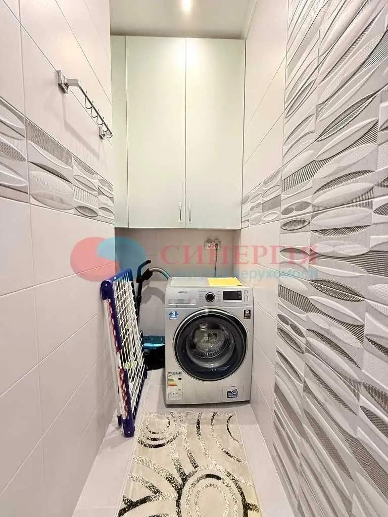 Фото Rent a 3-room apartment, Raisy Okipnoi Street 18 Kyiv for long-term rent, price: 1950 USD, code 5566