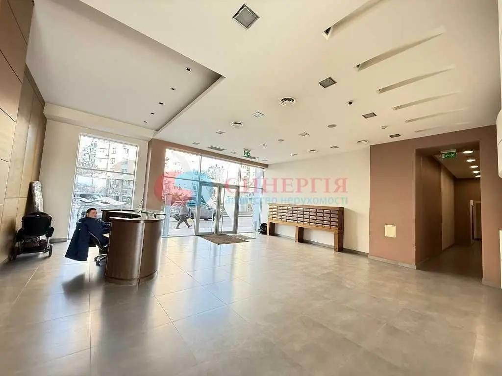 Фото Rent a 3-room apartment, Raisy Okipnoi Street 18 Kyiv for long-term rent, price: 1950 USD, code 5566