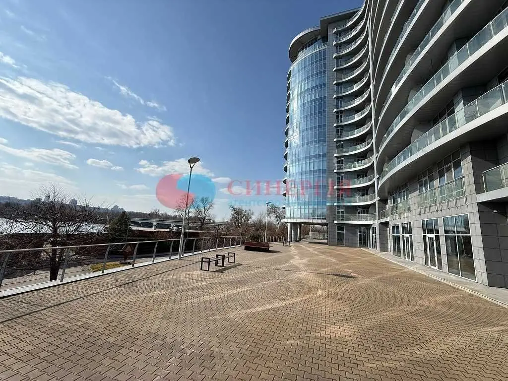Фото Rent a 3-room apartment, Raisy Okipnoi Street 18 Kyiv for long-term rent, price: 1950 USD, code 5566