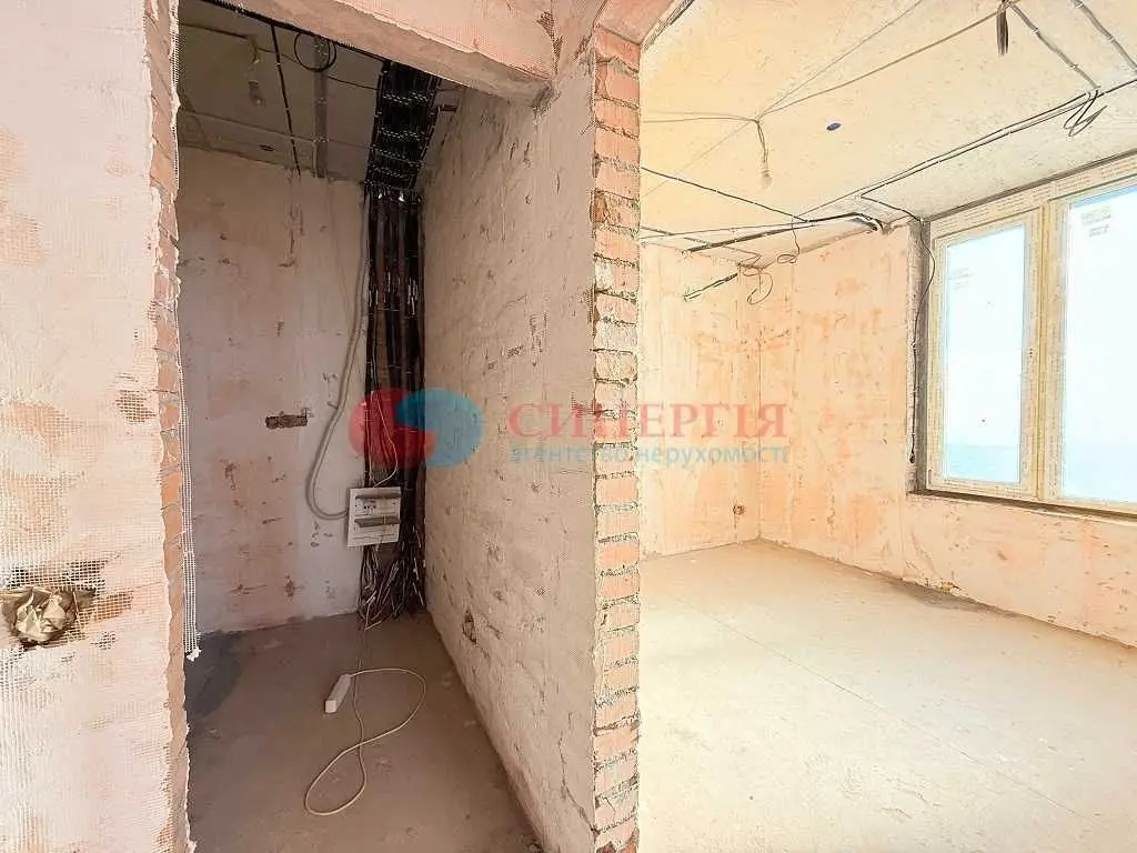 Фото Продаю 2 кімнатну квартиру, 90 кв. м, Дніпровська набережна  Київ, ціна: 185000 USD, код 5567
