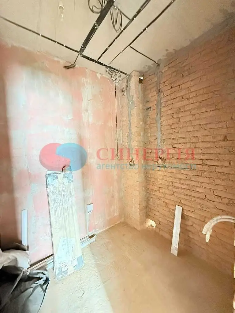 Фото Продаю 2 кімнатну квартиру, 90 кв. м, Дніпровська набережна  Київ, ціна: 185000 USD, код 5567