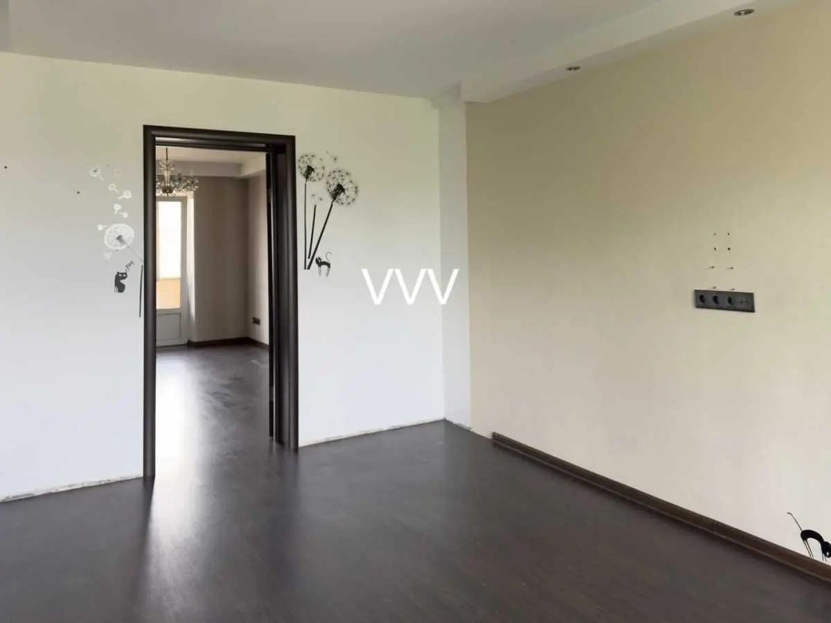 Фото Продаю 3 кімнатну квартиру, 64.5 кв. м, Івана Миколайчука вул. (Березняківська)  Київ, ціна: 71000 USD, код 5571