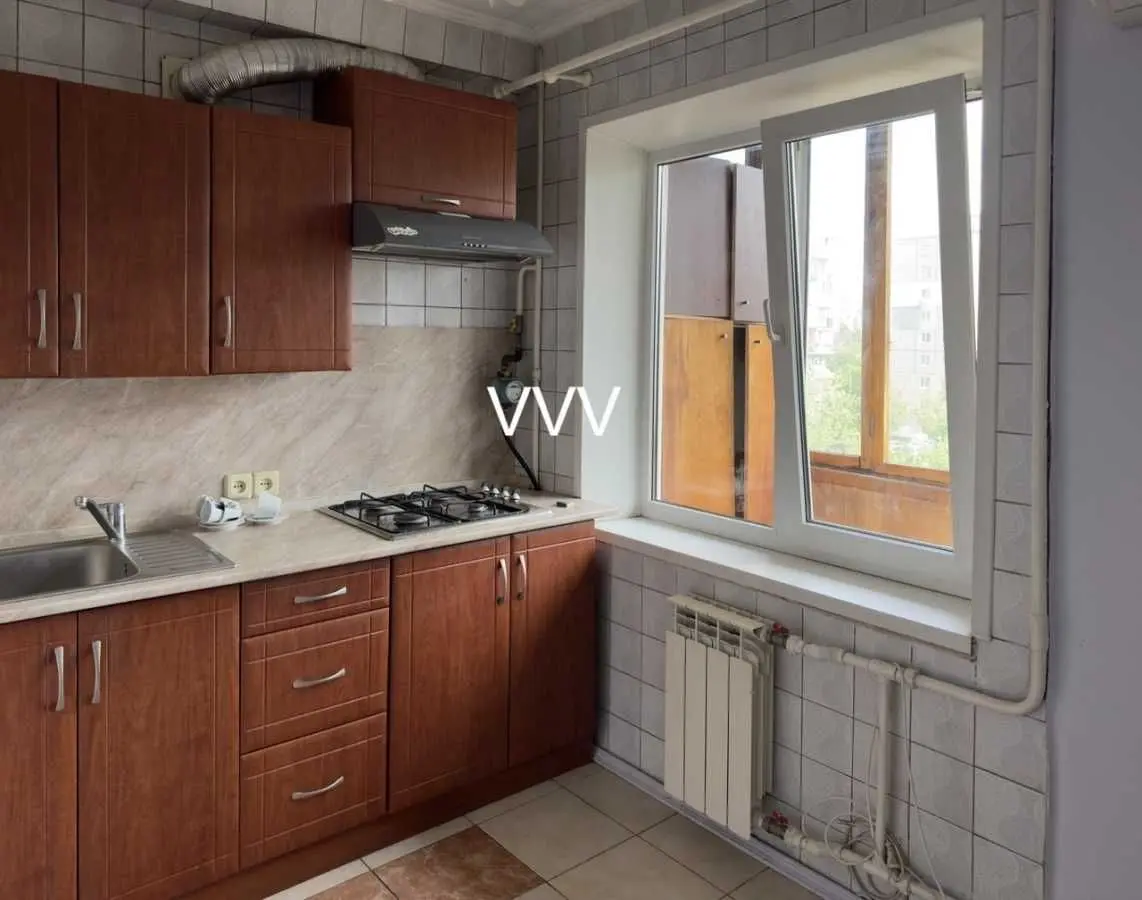 Фото Продаю 3 кімнатну квартиру, 64.5 кв. м, Івана Миколайчука вул. (Березняківська)  Київ, ціна: 71000 USD, код 5571