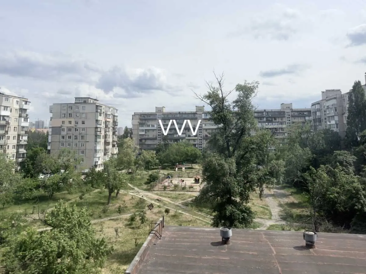 Фото Продаю 3 кімнатну квартиру, 64.5 кв. м, Івана Миколайчука вул. (Березняківська)  Київ, ціна: 71000 USD, код 5571