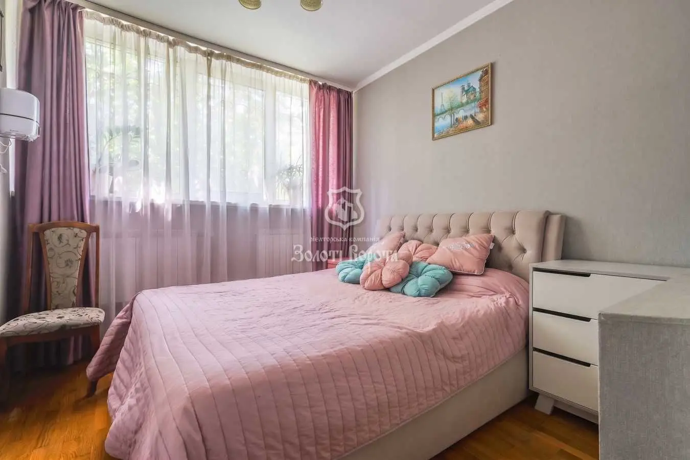 Фото Selling a 2-room apartment, 64.7 sq.m., Heroiv Sevastopolia Street 15 Kyiv, price: 107000 USD, code 5573