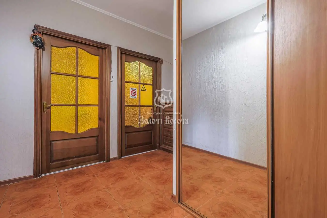 Фото Selling a 2-room apartment, 64.7 sq.m., Heroiv Sevastopolia Street 15 Kyiv, price: 107000 USD, code 5573