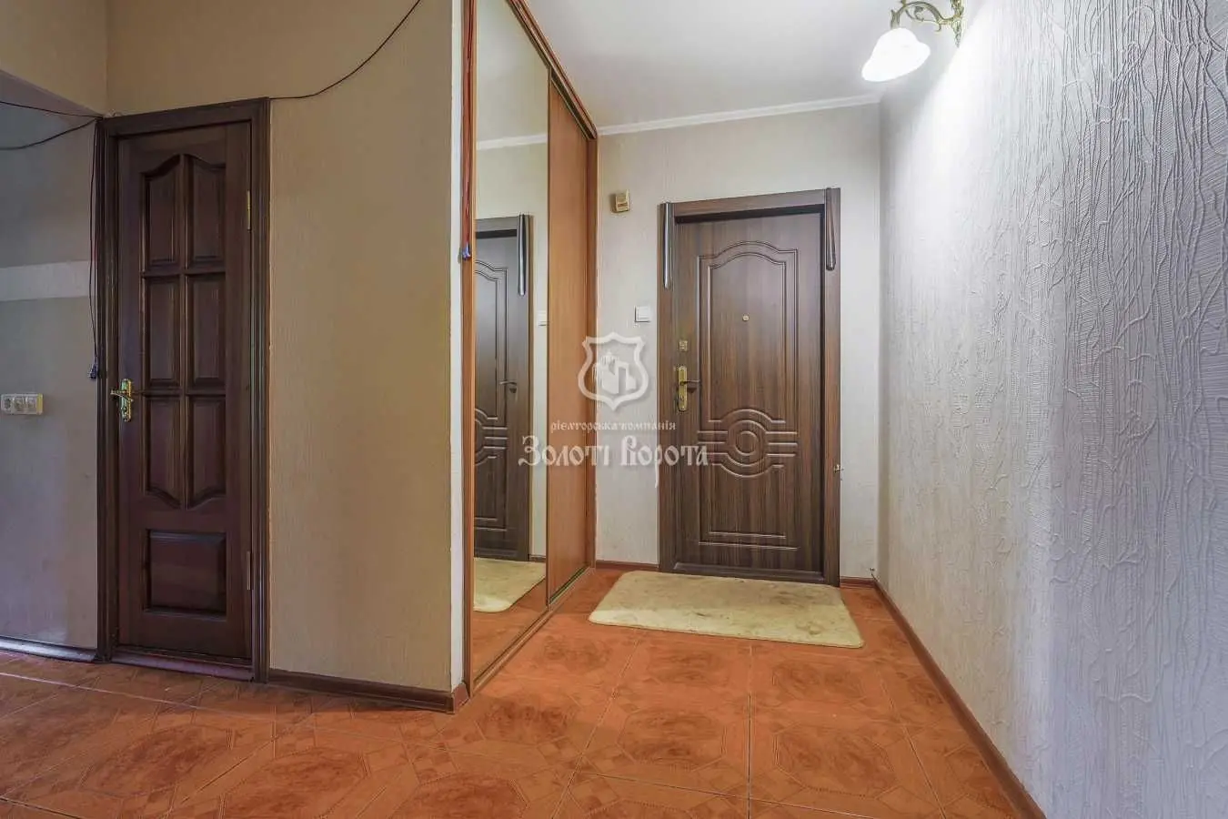 Фото Selling a 2-room apartment, 64.7 sq.m., Heroiv Sevastopolia Street 15 Kyiv, price: 107000 USD, code 5573