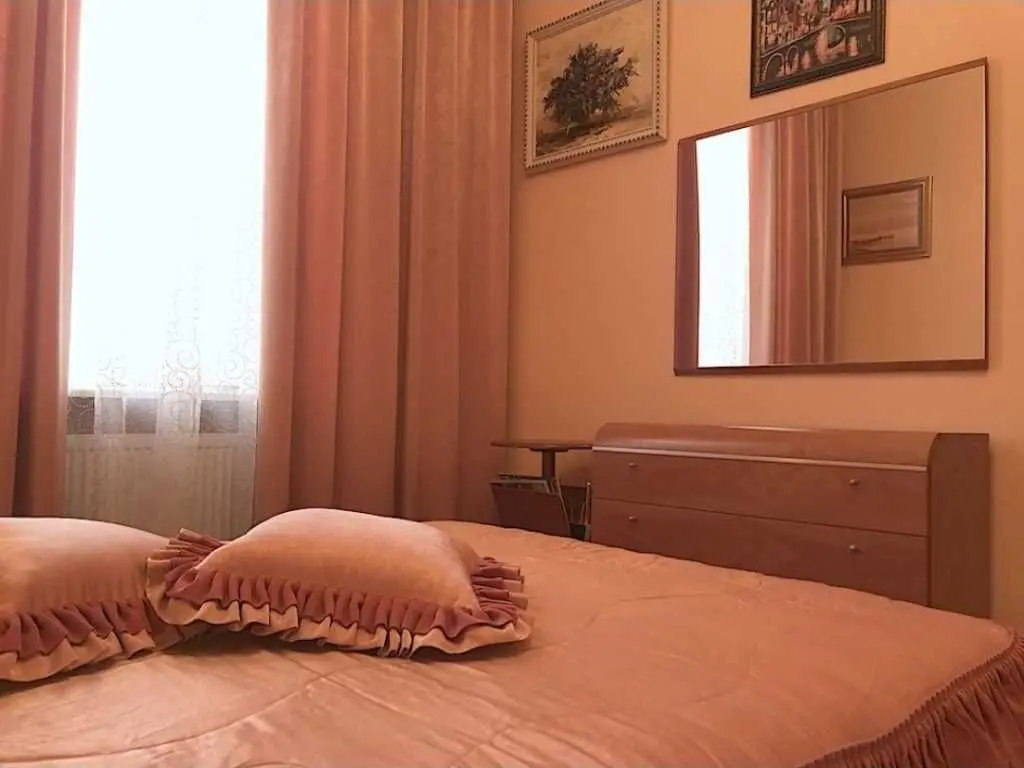 Фото Rent a 2-room apartment, Borovykovskoho Street  Kyiv for long-term rent, price: 32500 UAH, code 5586
