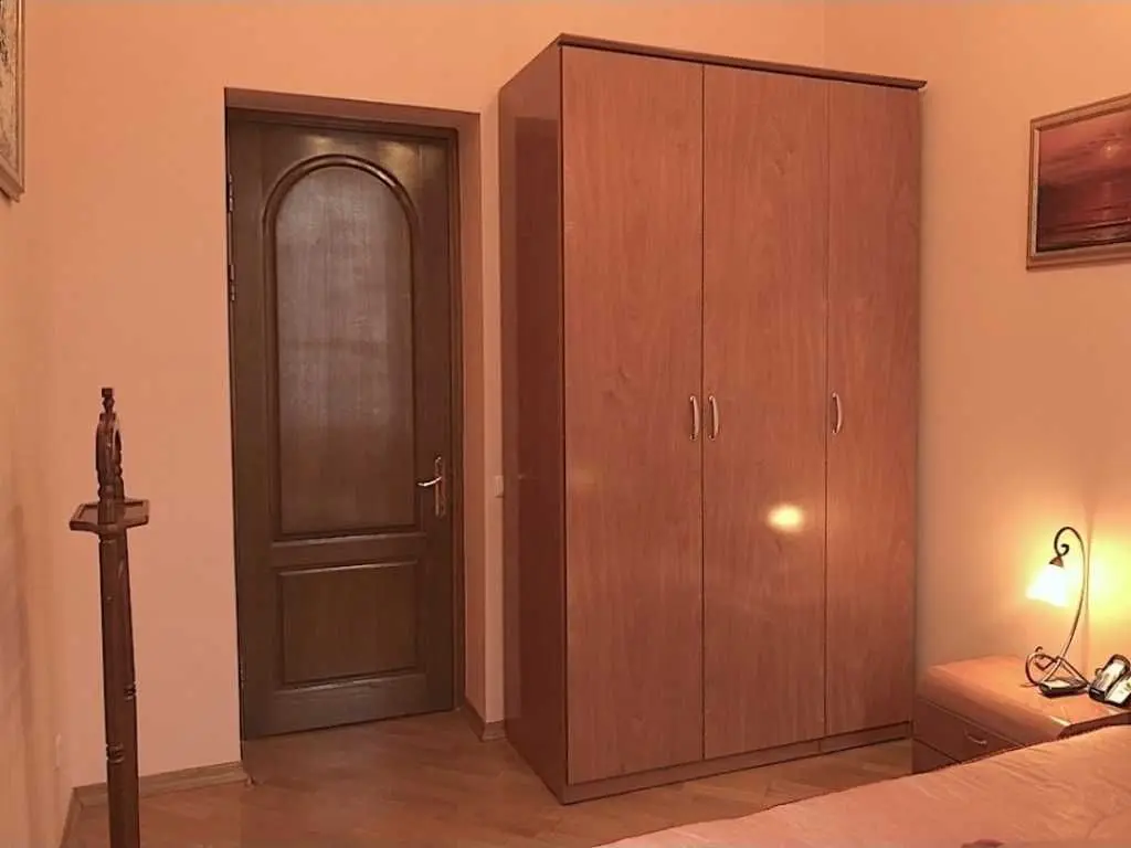 Фото Rent a 2-room apartment, Borovykovskoho Street  Kyiv for long-term rent, price: 32500 UAH, code 5586