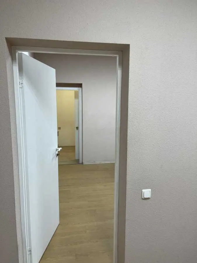 Фото Rent an office, Saksahanskoho Street 43а Kyiv for long-term rent, price: 19000 UAH, code 5598
