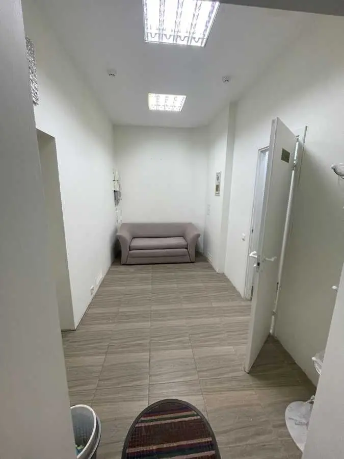 Фото Rent an office, Saksahanskoho Street 43а Kyiv for long-term rent, price: 19000 UAH, code 5598