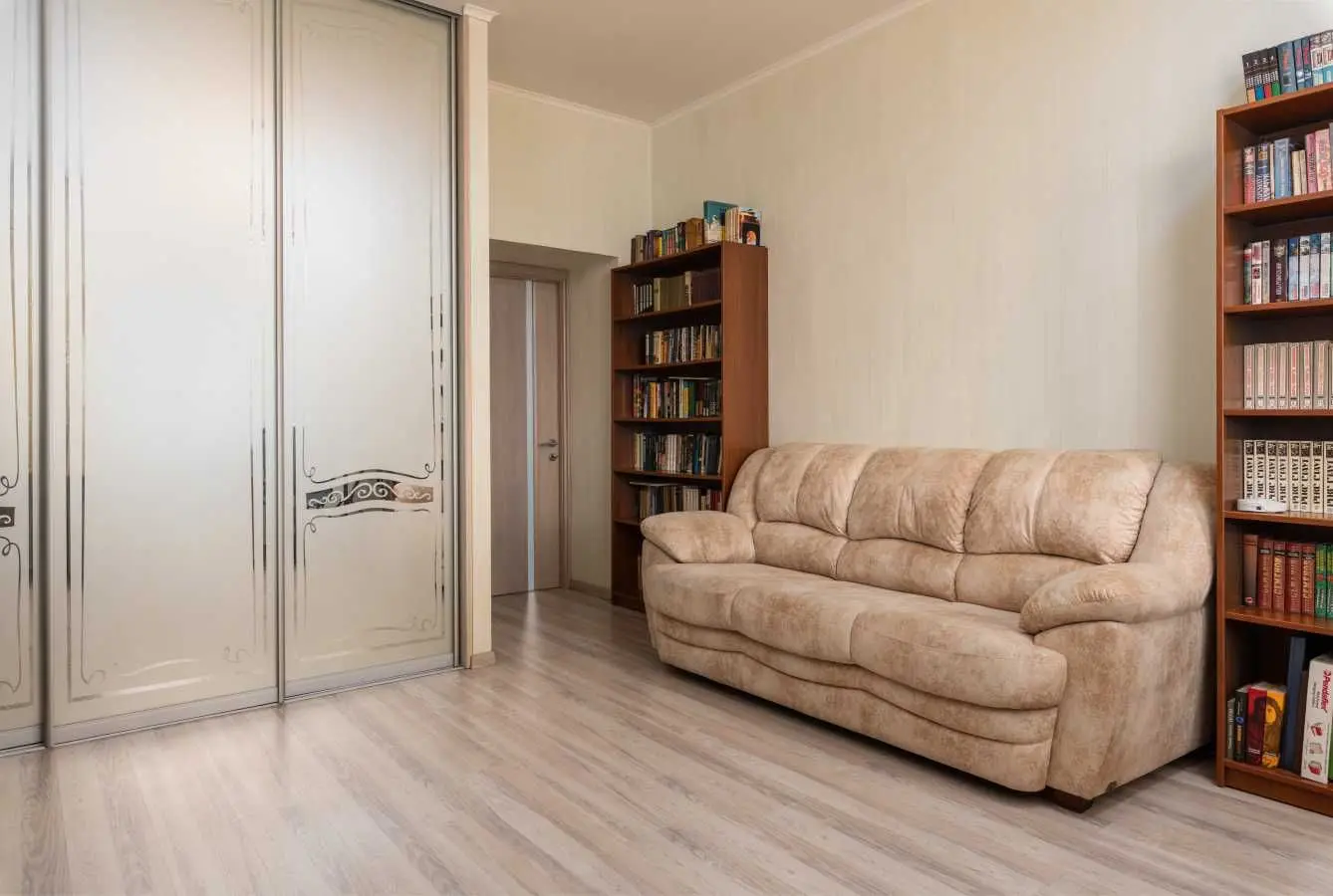 Фото Продаю 3 кімнатну квартиру, 120 кв. м, Маршала Конєва вул.  Київ, ціна: 240000 USD, код 5599