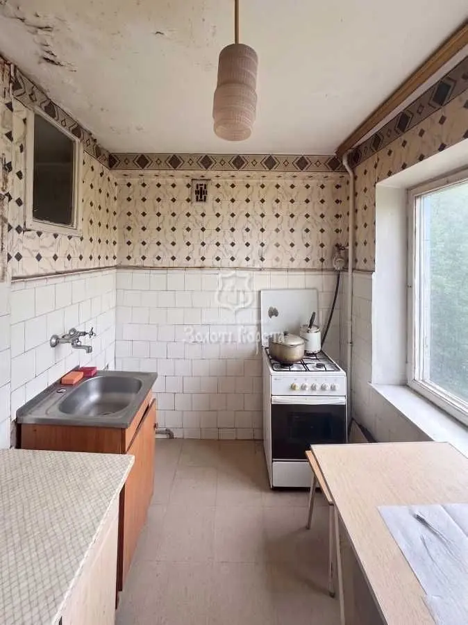 Фото Продаю 2 кімнатну квартиру, 46.8 кв. м, Вінстона Черчилля вул. (Червоноткацька) 18а Київ, ціна: 44000 USD, код 5607