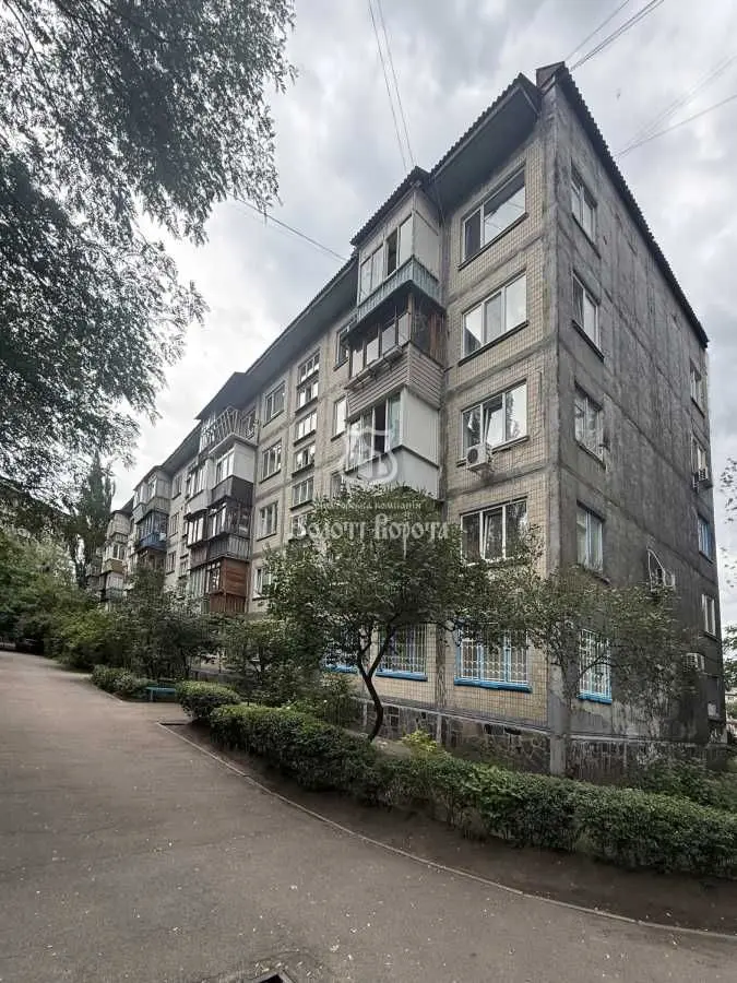 Фото Продаю 2 кімнатну квартиру, 46.8 кв. м, Вінстона Черчилля вул. (Червоноткацька) 18а Київ, ціна: 44000 USD, код 5607