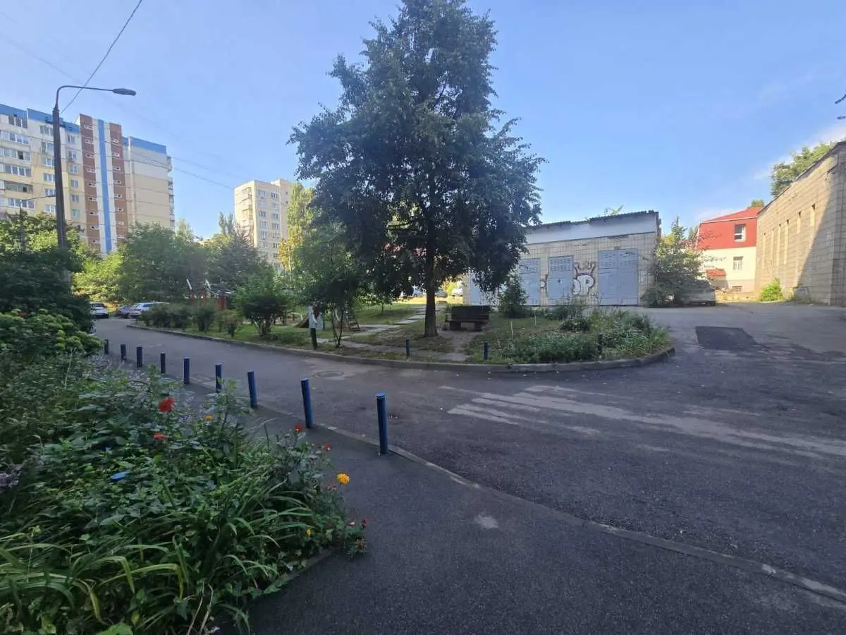 Фото Selling a 2-room apartment, 51.15 sq.m., Mykhaila Derehusa Street 10 Kyiv, price: 75000 USD, code 5609