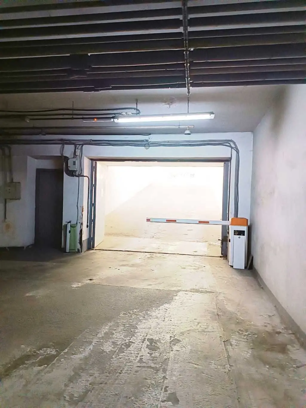 Фото Selling a parking space, garage, 14.4 sq.m., Dniprovska Embarkment 1 Kyiv, price: 21000 USD, code 5610