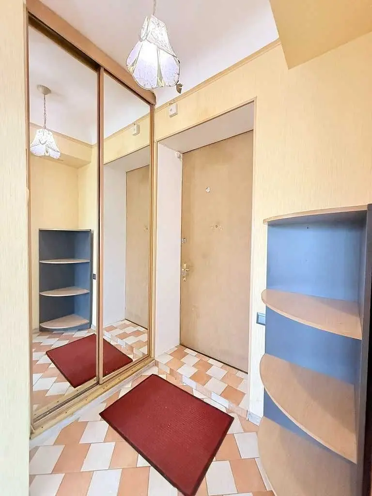 Фото Продаю 2 кімнатну квартиру, 43 кв. м, Монтажників вул. 53 Київ, ціна: 53500 USD, код 5611