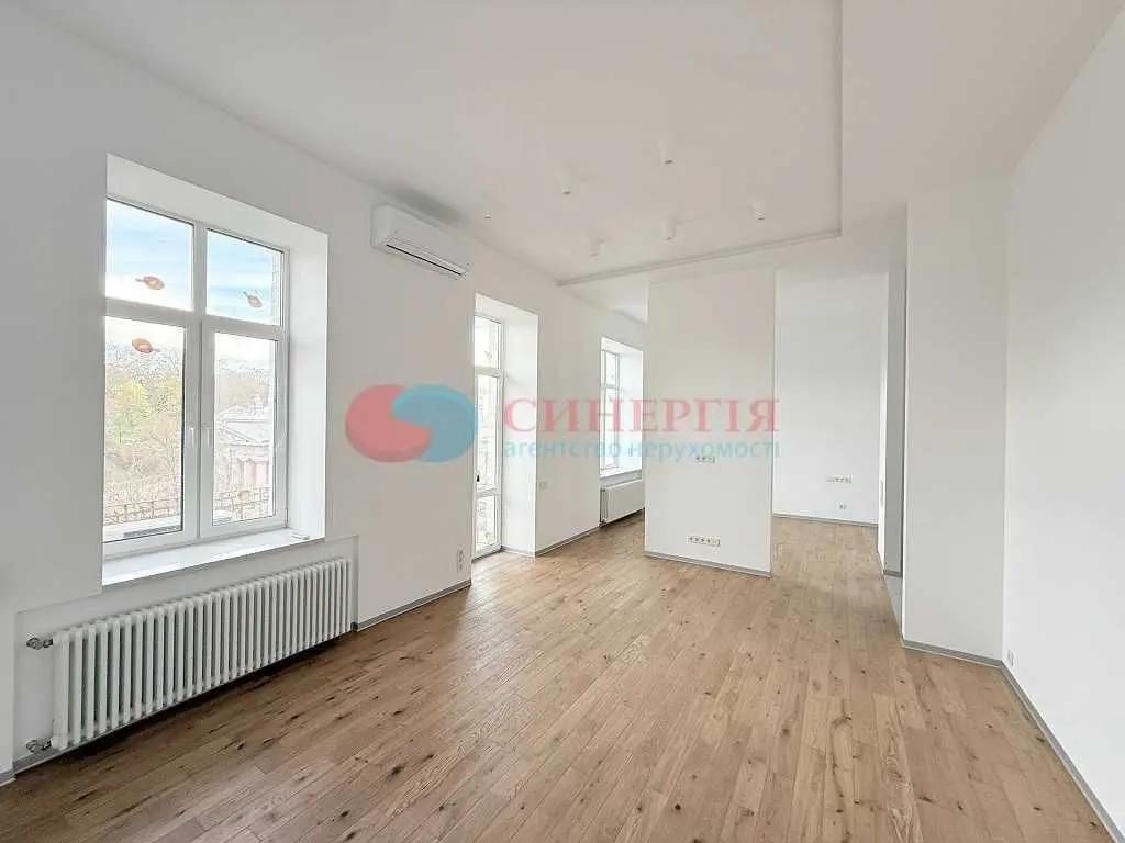 Фото Продаю 2 кімнатну квартиру, 72 кв. м, Музейний пров.  Київ, ціна: 236000 USD, код 5612