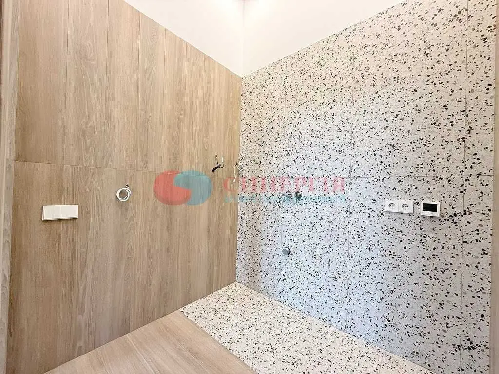 Фото Продаю 2 кімнатну квартиру, 72 кв. м, Музейний пров.  Київ, ціна: 236000 USD, код 5612