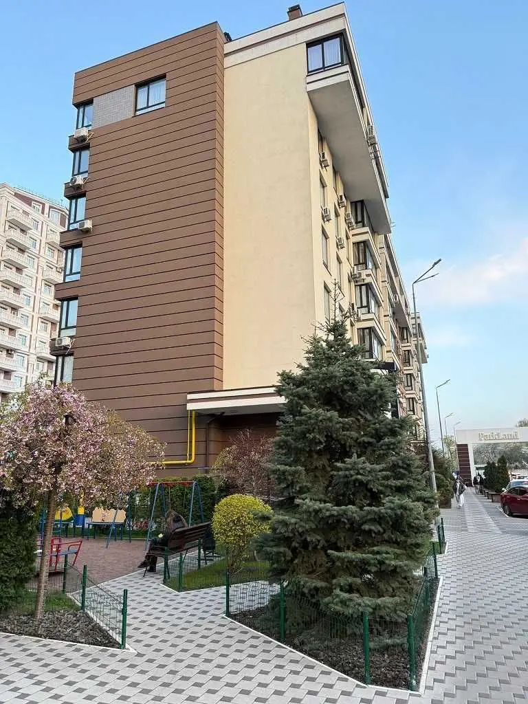Фото Продаю 1 кімнатну квартиру, 65 кв. м, Практична вул. 2 Київ, ціна: 129000 USD, код 5614