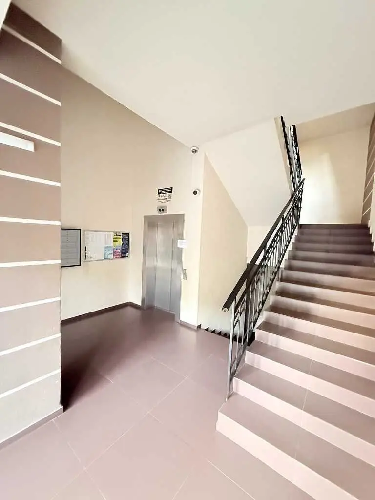 Фото Продаю 1 кімнатну квартиру, 65 кв. м, Практична вул. 2 Київ, ціна: 129000 USD, код 5614