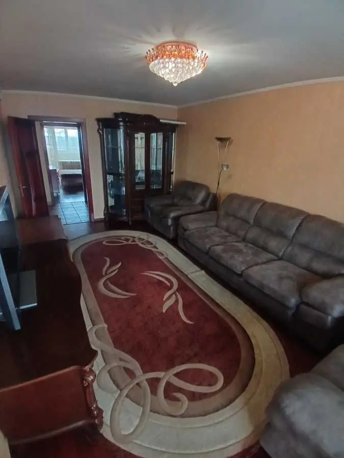 Фото Rent a 3-room apartment, Verkhovnoi Rady Boulevard 19 Kyiv for long-term rent, price: 19000 UAH, code 5617