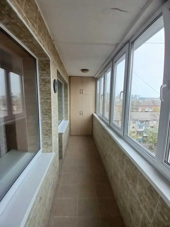 Фото Rent a 3-room apartment, Verkhovnoi Rady Boulevard 19 Kyiv for long-term rent, price: 19000 UAH, code 5617
