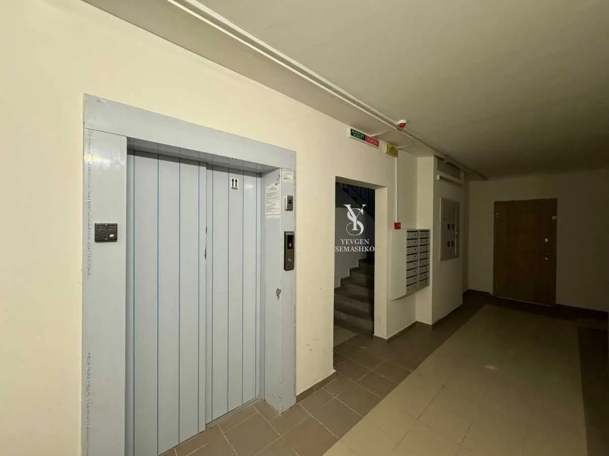 Фото Продаю 2 кімнатну квартиру, 56 кв. м, Стеценка вул. 75м Київ, ціна: 73000 USD, код 5624