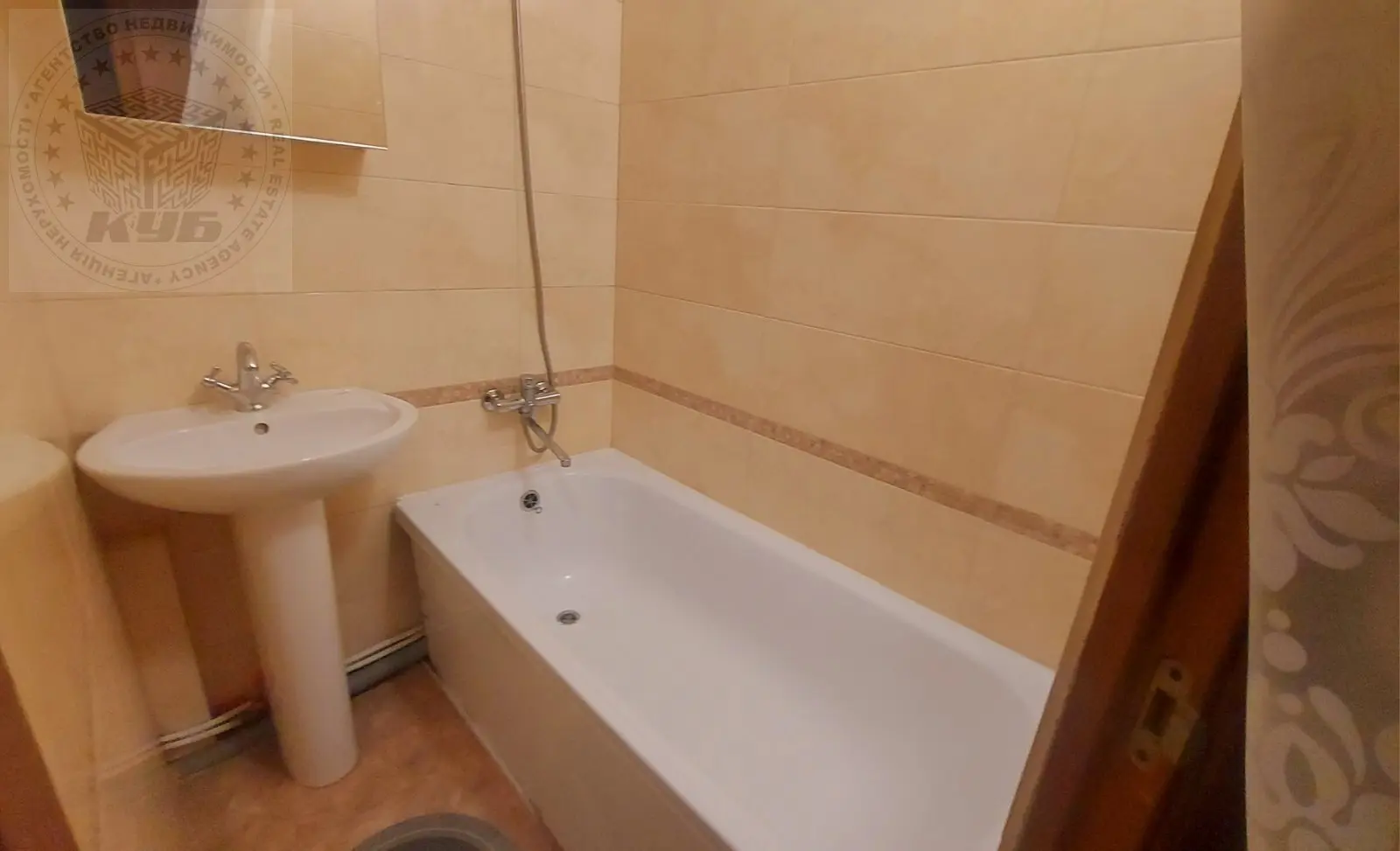 Фото Selling a 2-room apartment, 52 sq.m., Vidradnyi Avenue 36 Kyiv, price: 65000 $, code 5630
