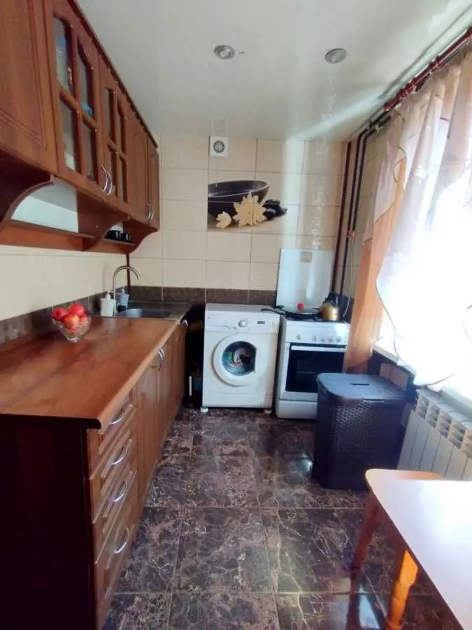 Фото Продаю 2-комнатную квартиру, 41.2 кв. м, Євгена Мельнікова ул. (Алтайская) 31 Каменское, цена: 23000 USD, код 5634