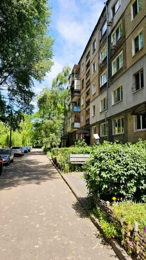 Фото Продаю 2-комнатную квартиру, 41.2 кв. м, Євгена Мельнікова ул. (Алтайская) 31 Каменское, цена: 23000 USD, код 5634