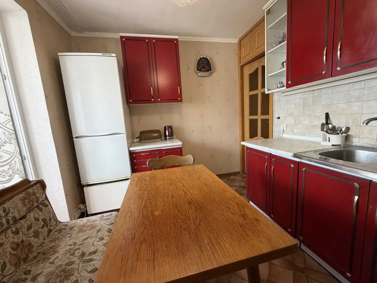 Фото Зняти 3 кімнатну квартиру, Левка Лукʼяненка вул. (Маршала Тимошенка)  Київ в довгострокову оренду, ціна: 20000 UAH, код 5636