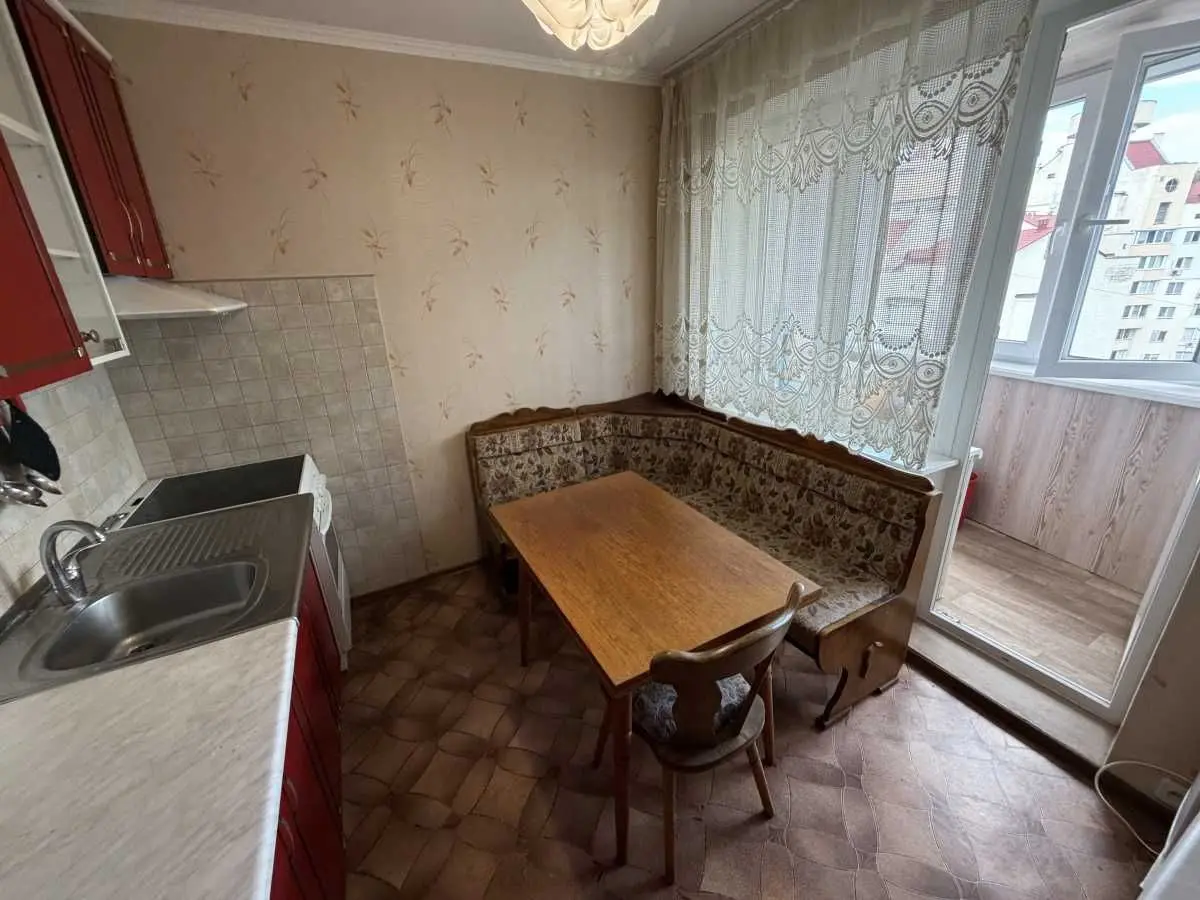 Фото Зняти 3 кімнатну квартиру, Левка Лукʼяненка вул. (Маршала Тимошенка)  Київ в довгострокову оренду, ціна: 20000 UAH, код 5636