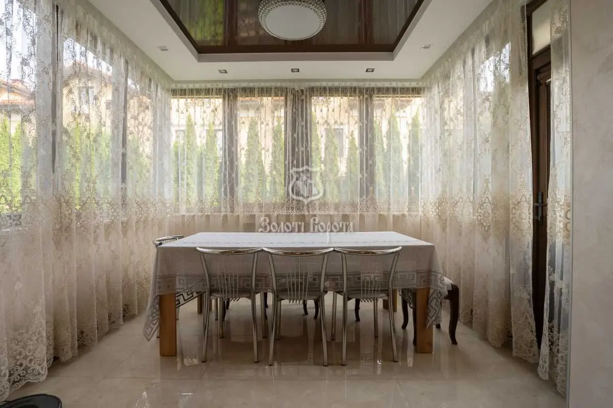 Фото Selling a house, 200 sq.m., Bohatyrskyi proyizd  Kyiv, price: 280000 USD, code 5642