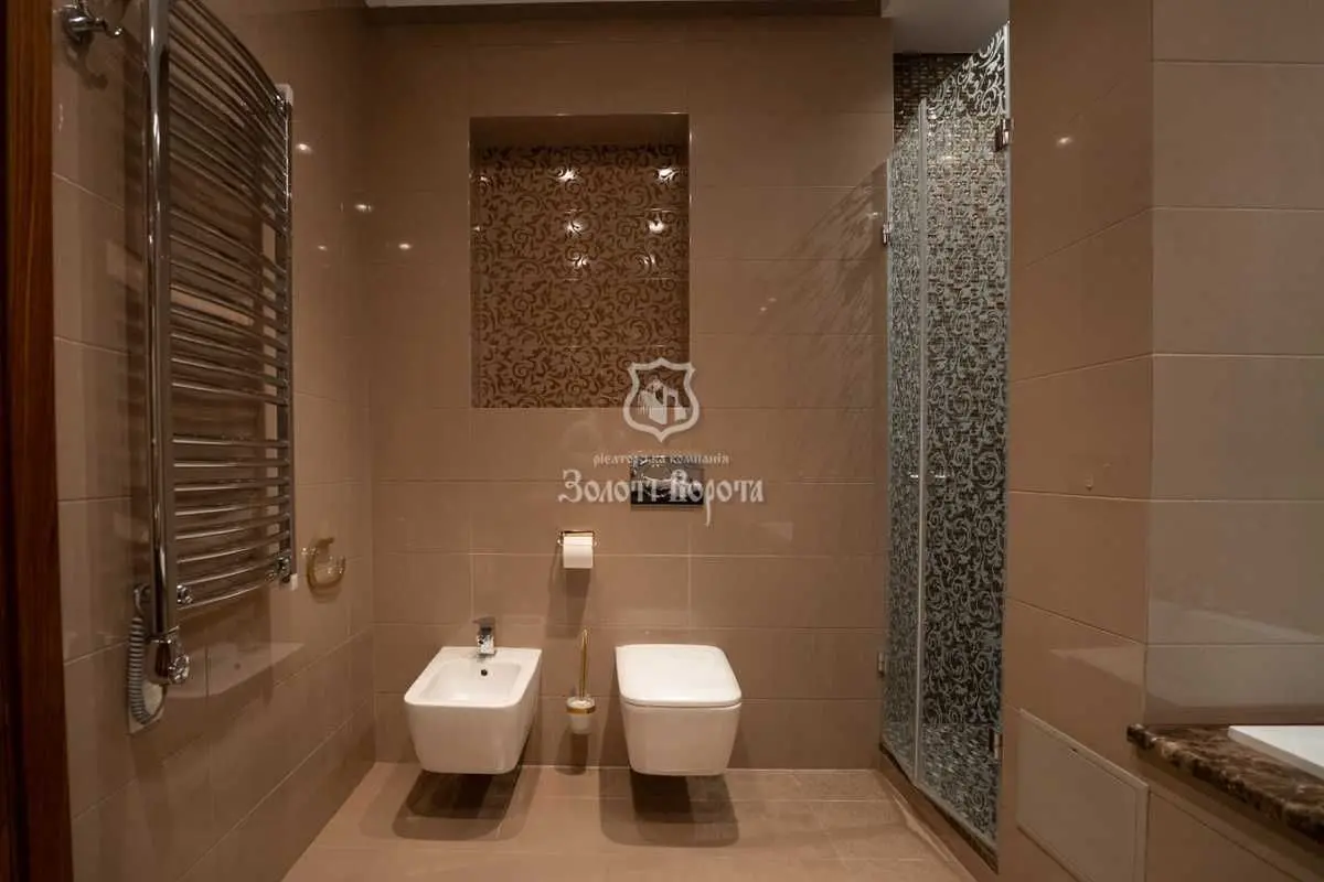 Фото Selling a house, 200 sq.m., Bohatyrskyi proyizd  Kyiv, price: 280000 USD, code 5642