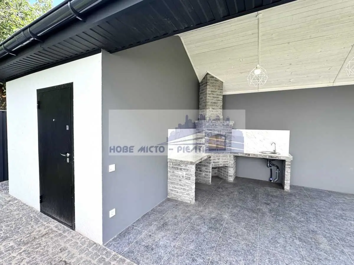 Фото Продаю дом, 165 кв. м, 56-я Садовая ул.  Киев, цена: 250000 USD, код 5645