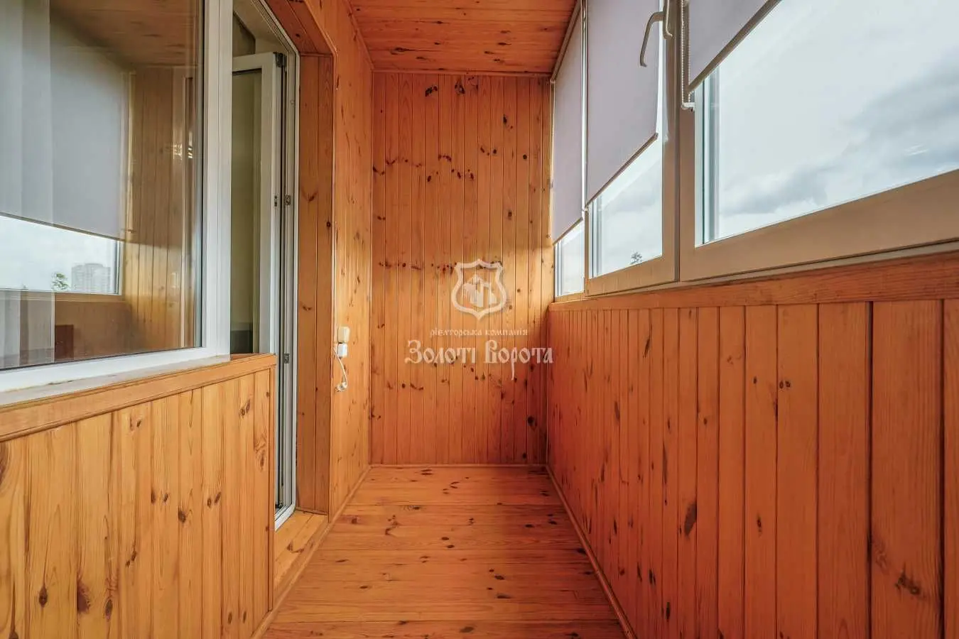 Фото Selling a 1-room apartment, 45 sq.m., Revutskoho Street 42а Kyiv, price: 95000 USD, code 5647