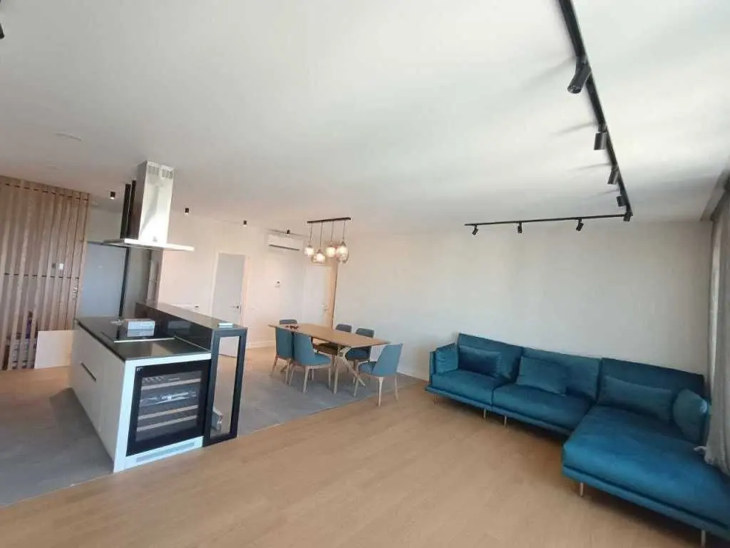 Фото Продаю 3 кімнатну квартиру, 143 кв. м, Ованеса Туманяна вул. 15а Київ, ціна: 316000 USD, код 5650