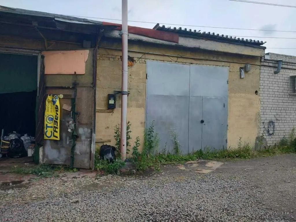 Фото Продаю паркінг, гараж, 132 кв. м, Пухівська вул.  Київ, ціна: 43000 USD, код 5651