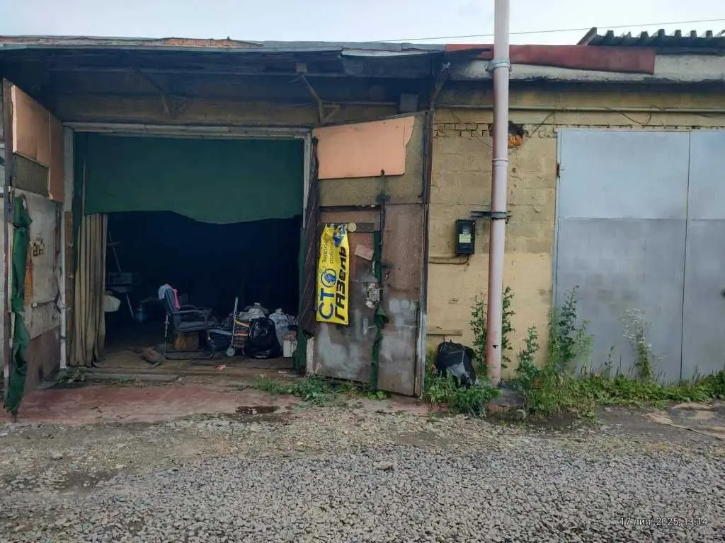 Фото Продаю паркінг, гараж, 132 кв. м, Пухівська вул.  Київ, ціна: 43000 USD, код 5651