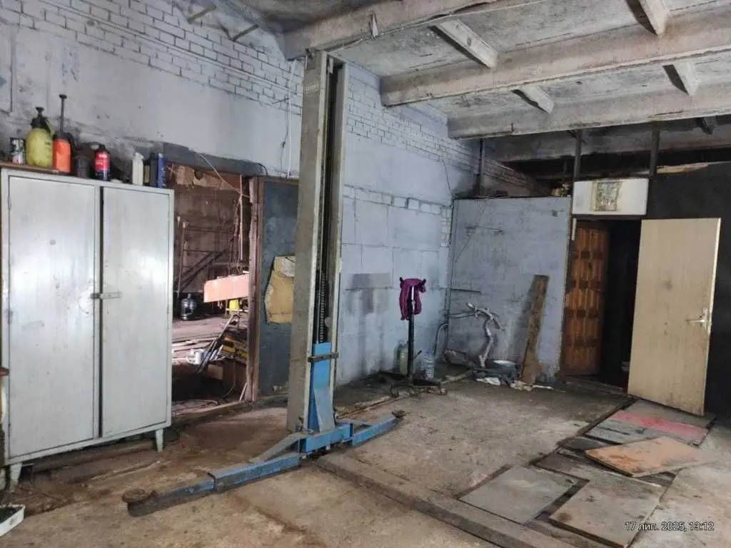 Фото Продаю паркінг, гараж, 132 кв. м, Пухівська вул.  Київ, ціна: 43000 USD, код 5651
