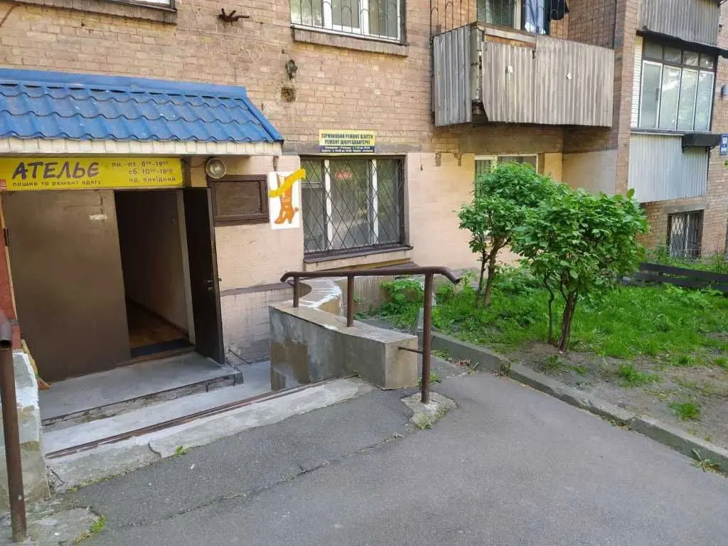 Фото Selling commercial property, 152 sq.m., Zolotoustivska Street  Kyiv, price: 150000 USD, code 5652
