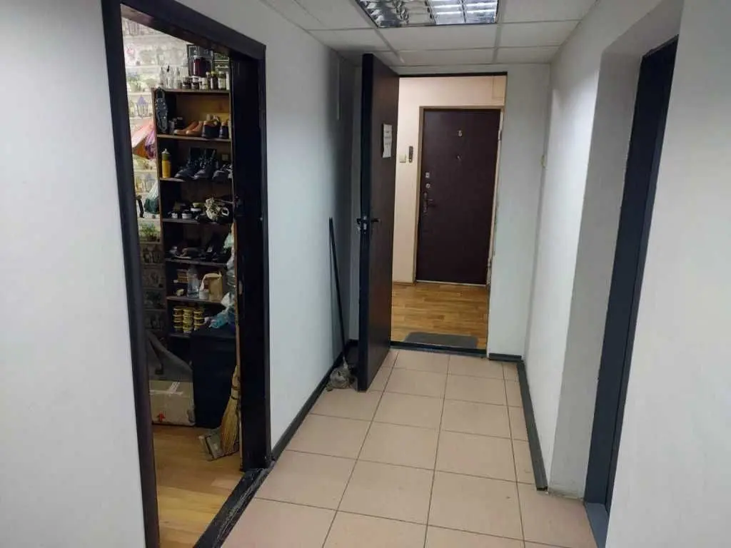 Фото Selling commercial property, 152 sq.m., Zolotoustivska Street  Kyiv, price: 150000 USD, code 5652