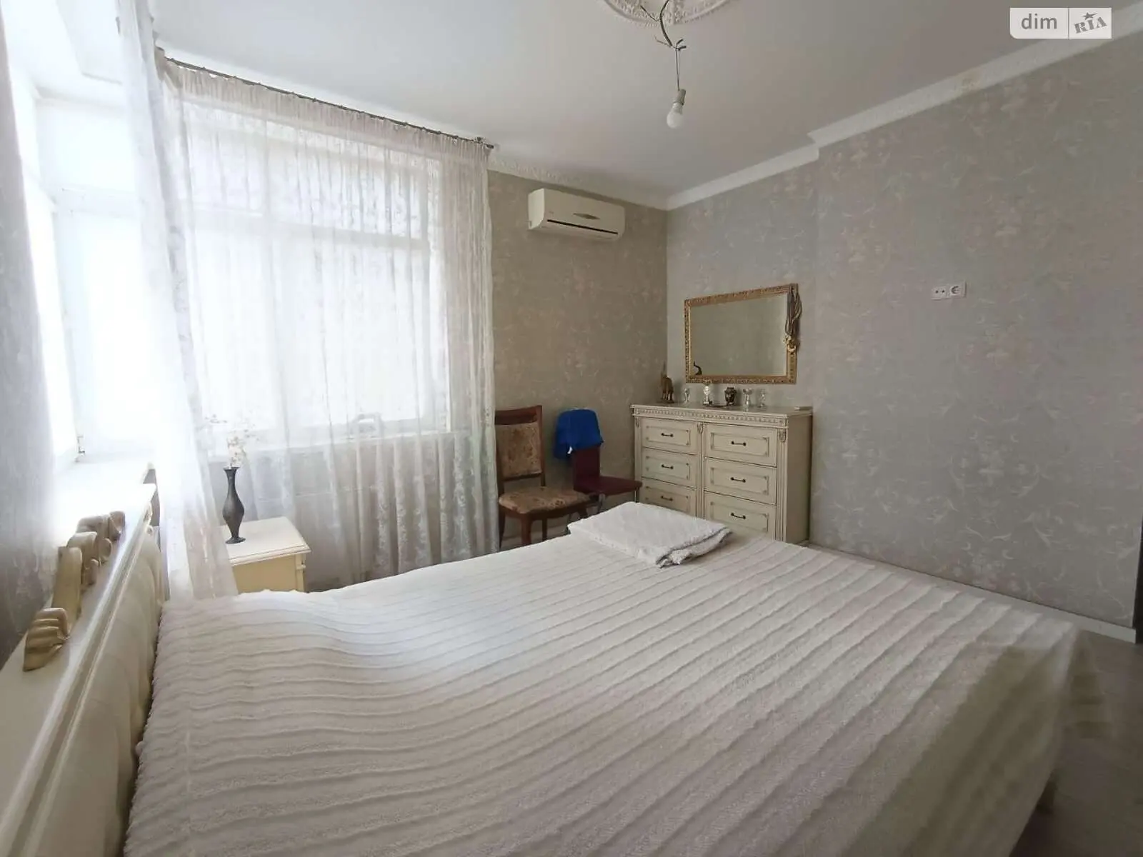 Фото Selling a 2-room apartment, 63 sq.m., Yelyzavety Chavdar Street 8 Kyiv, price: 110000 $, code 5654