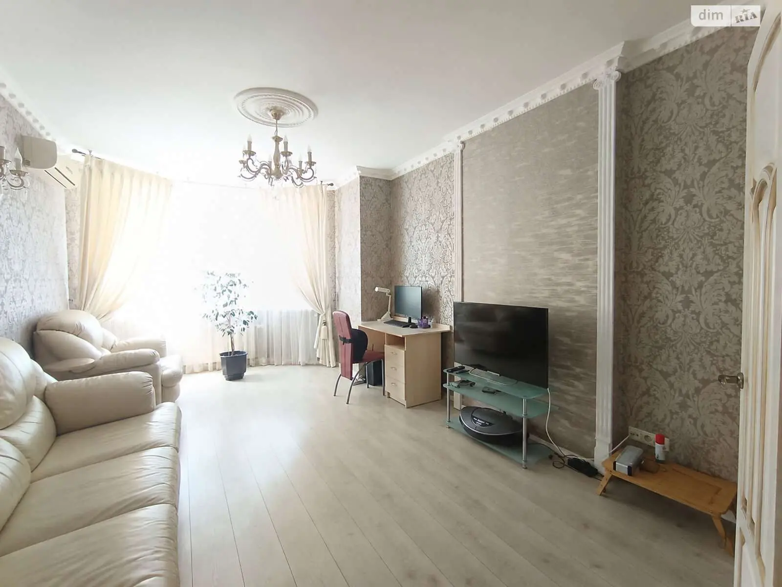 Фото Selling a 2-room apartment, 63 sq.m., Yelyzavety Chavdar Street 8 Kyiv, price: 110000 $, code 5654